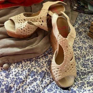 Woman’s wedge sandals